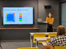 Image of Rose Teaching the Workshop
